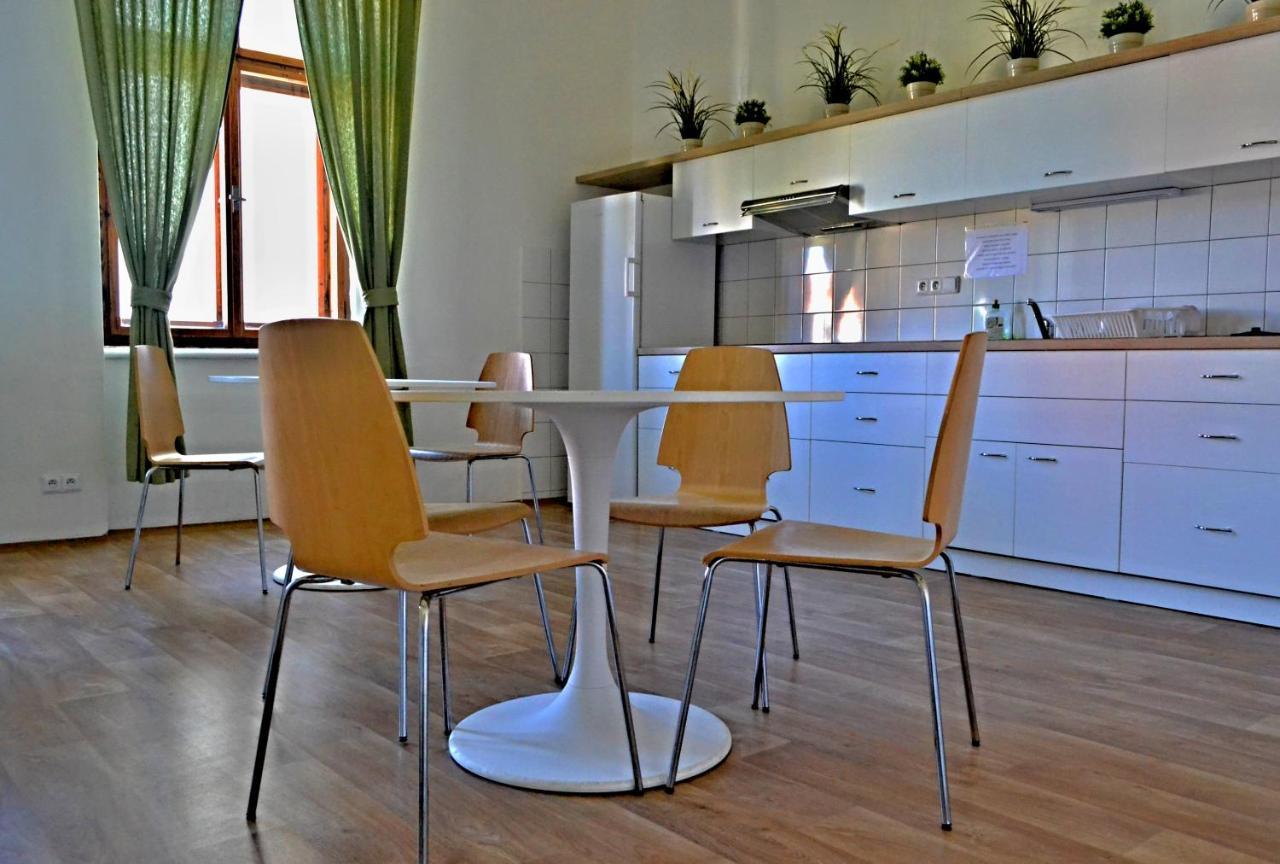 Hostel U Sv. Stepana Litomerice Luaran gambar
